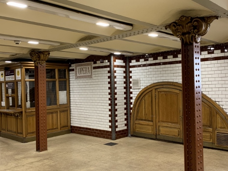 Budapest 2022 - U-Bahn