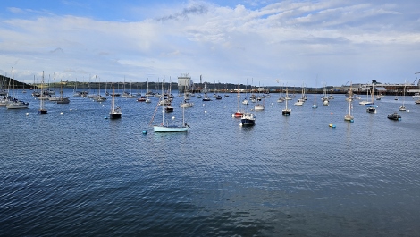 ein paar Boote