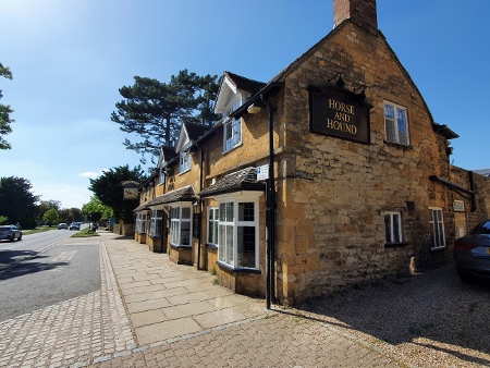 Cotswold Way - Broadway Horse&Hound