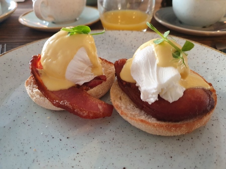 Cotswold Way - Winchcombe - Frühstück im Lion`s Inn