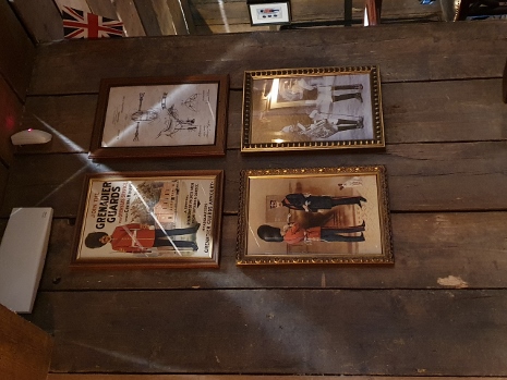 London 2022 - Horse & Guardsmen