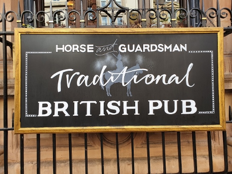 London 2022 - Horse & Guardsmen