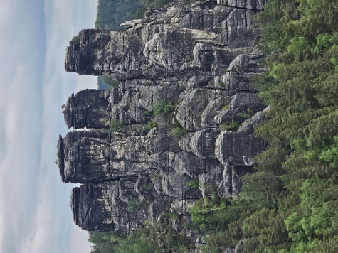 Aufstieg zur Bastei - Kletterparadies