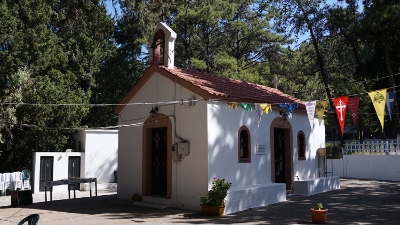 Embonas