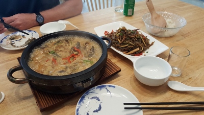Mittagessen in Hongcun Village