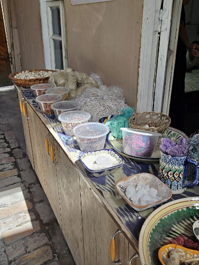 Wie die edlen Seidenstoffe entstehen