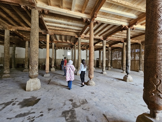 Djuma Moschee - Wald aus Säulen