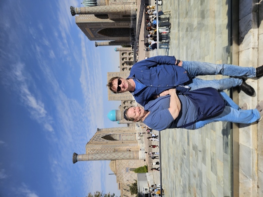 Registan Platz in Samarkand - bloody tourists in the way