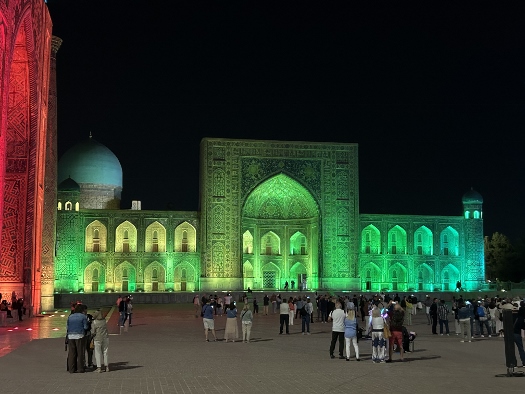 Lightshow am Registan Platz