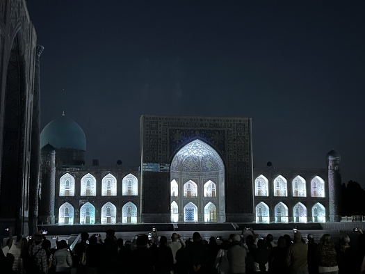 Lightshow am Registan Platz