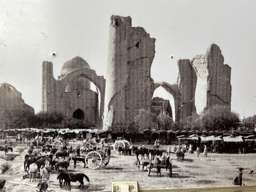 Bibi-Chonim-Moschee (um 1900)