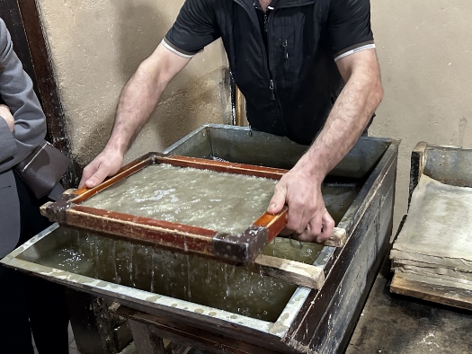 Papierherstellung von Hand